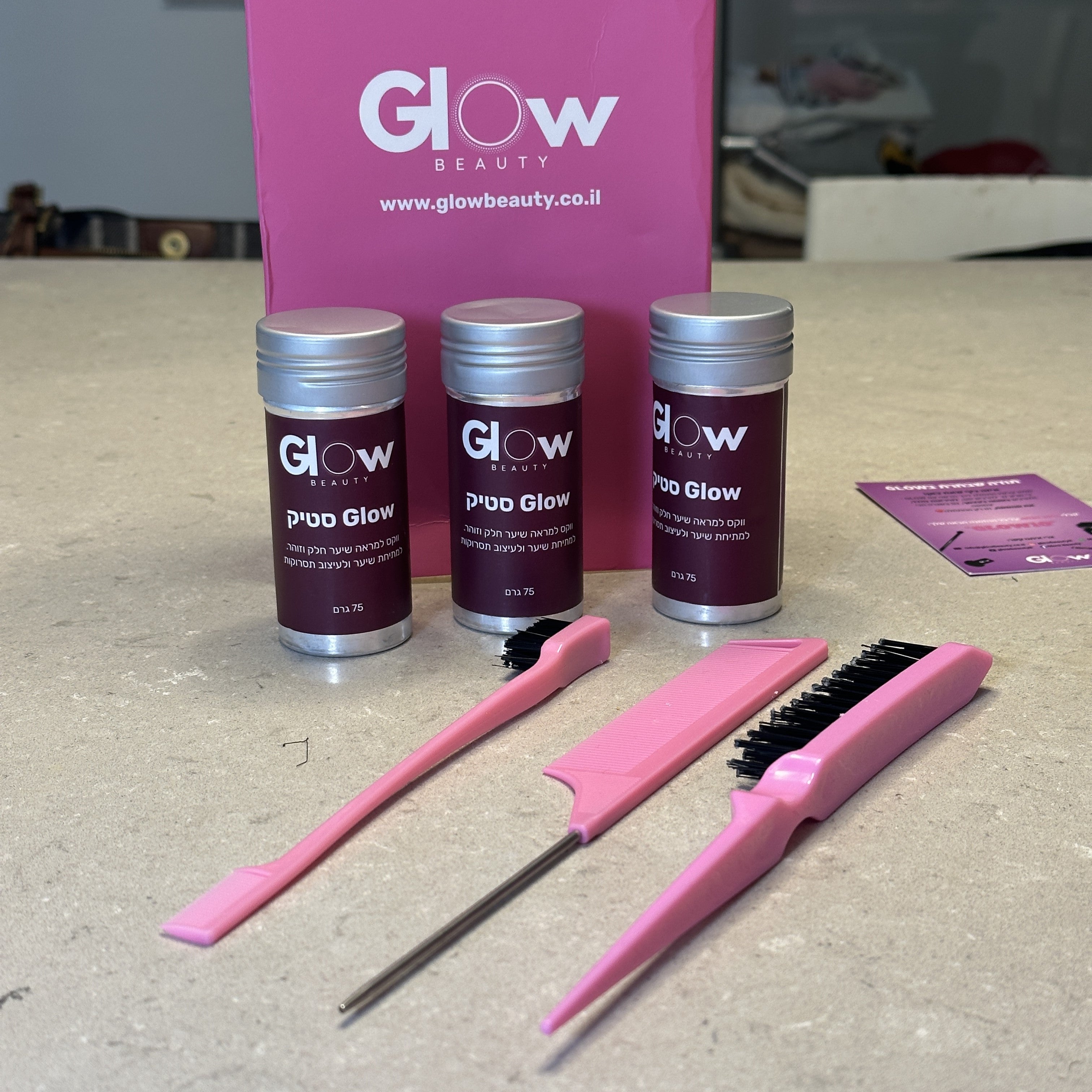 Glow סטיק – ווקס למראה שיער חלק וזוהר